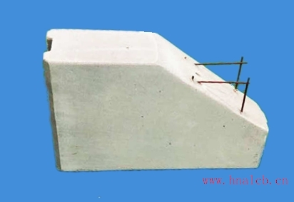 alc<a href='http://doctorse.cn/cp/e/' target='_blank'><u>樓板</u></a>里有鋼筋